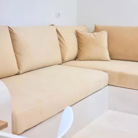 - Cave By The Sea 1 Apartment Golem (Tirana)