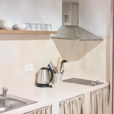- Cave By The Sea 1 Apartment