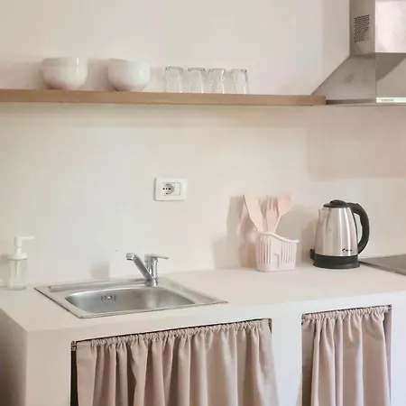 Apartment - Cave By The Sea 1 *