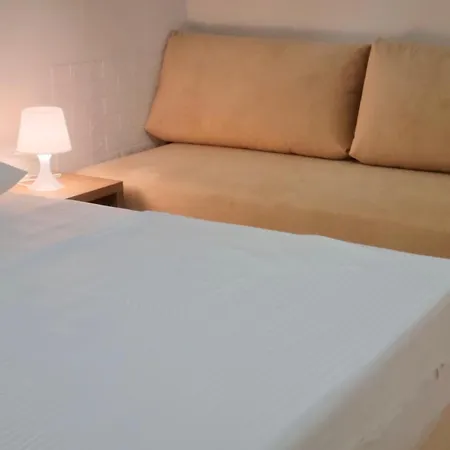 - Cave By The Sea 1 Apartment *