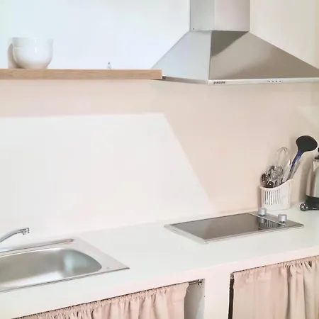 Apartment - Cave By The Sea 1 *